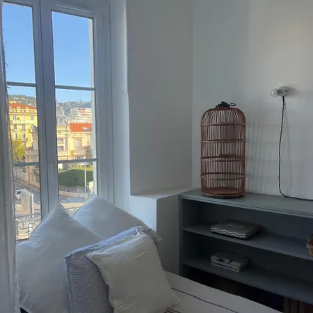 Appartamento Charming French In Cannes, Balcony, Ac, 5min Walk To Cannes